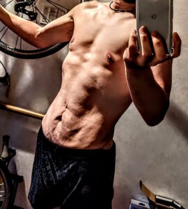 ワイ、1年間で55kg痩せたけど質問ある?
