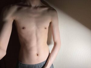 【悲報】ワイ、3ヶ月筋トレを続けるも体型変わらず挫折する…