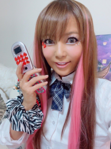 【朗報】中川翔子(37)さん、黒ギャルメイクを披露してしまうwwwwwwww