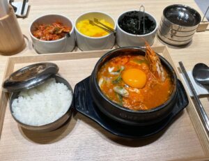 【画像】五反田に韓国料理「純豆腐厨房」　辛さ3段階のスンドゥブを用意！！！