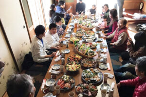 【朗報】帰省ワイ「ただいま～」母「待ってたよ！色々買って作っといたよ！(お金要求せず料理いっぱい)←これwww