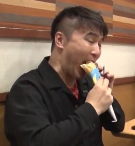 【悲報】加藤純一さん、ごはんの食べ方を知らない